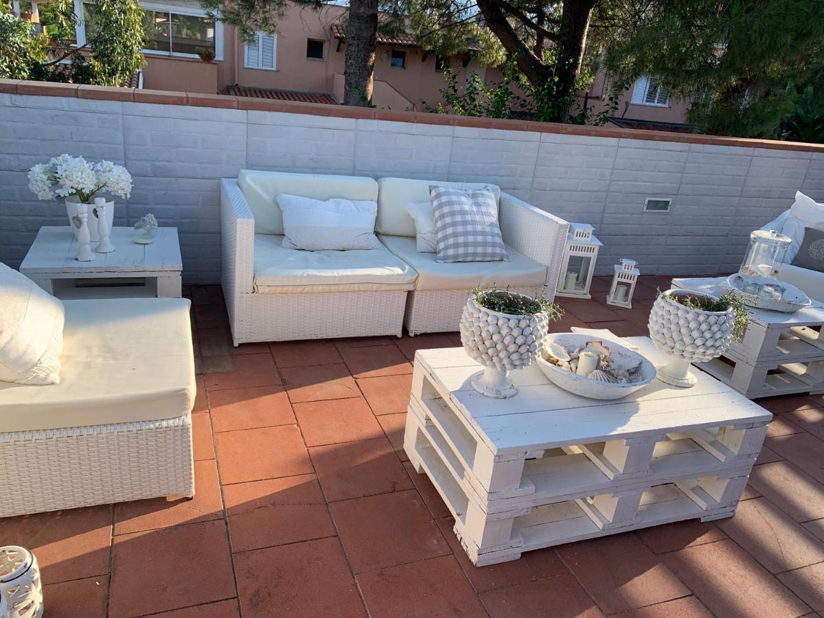 Portorosa Sfondo Bianco Villa Furnari Kültér fotó