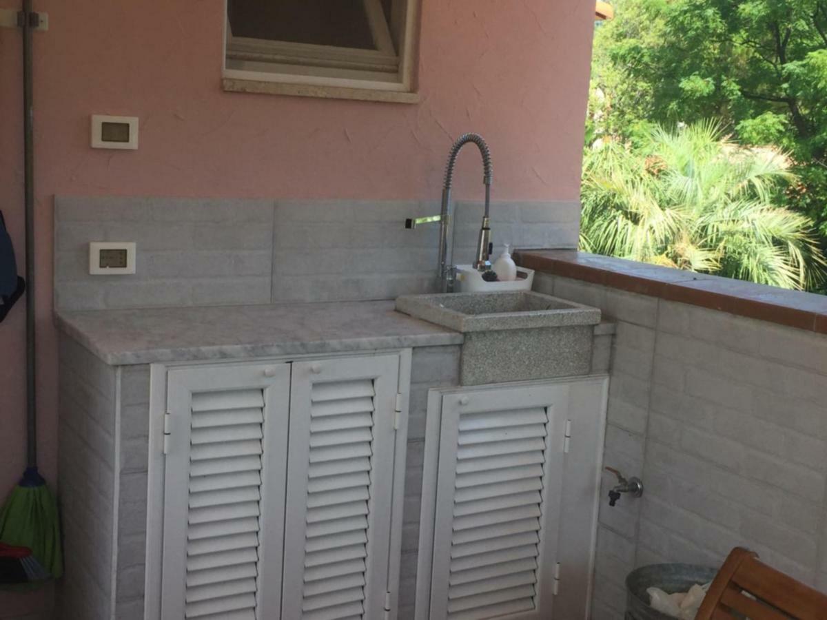 Portorosa Sfondo Bianco Villa Furnari Kültér fotó